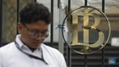 Bank Indonesia menaikkan suku bunga acuan 50 basis poin menjadi 5,25 persen