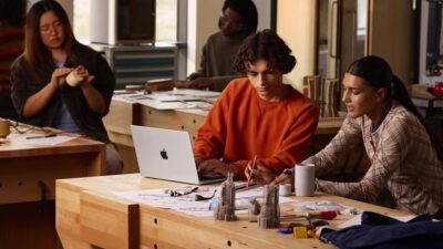 MacBook Pro M5 Pro dan M5 Max resmi hadir di Indonesia dengan kemampuan AI tanpa internet
