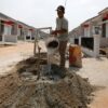 Proses pembangunan rumah di Indonesia saat rupiah melemah terhadap dolar AS