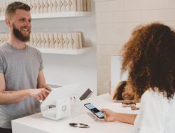 Mendag Wajibkan Marketplace Asing Buka Kantor di RI, UMKM Dapat Perlindungan Lebih Kuat